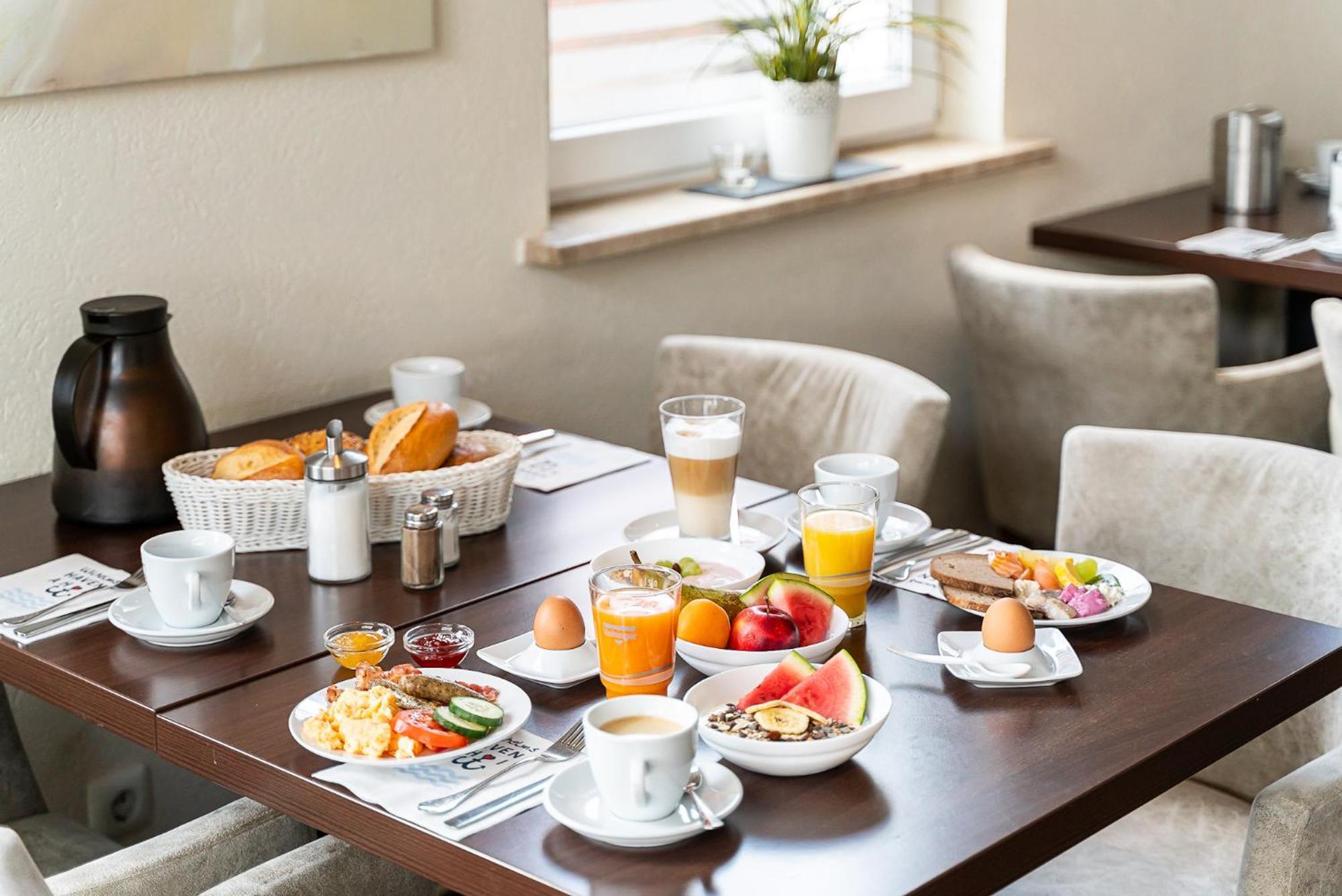 Sleepbeeone Wilhelmshaven Hotel Exterior photo