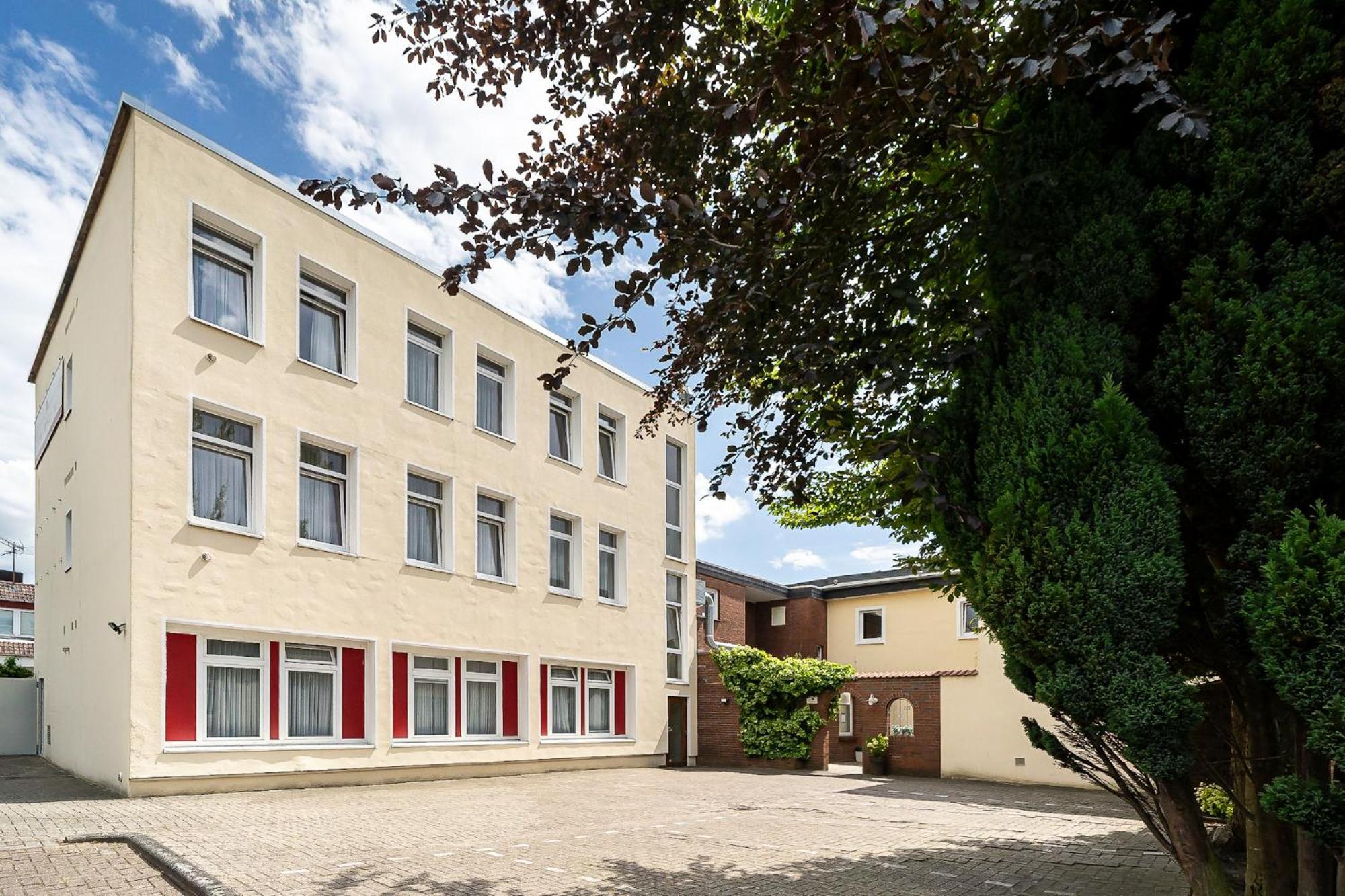 Sleepbeeone Wilhelmshaven Hotel Exterior photo